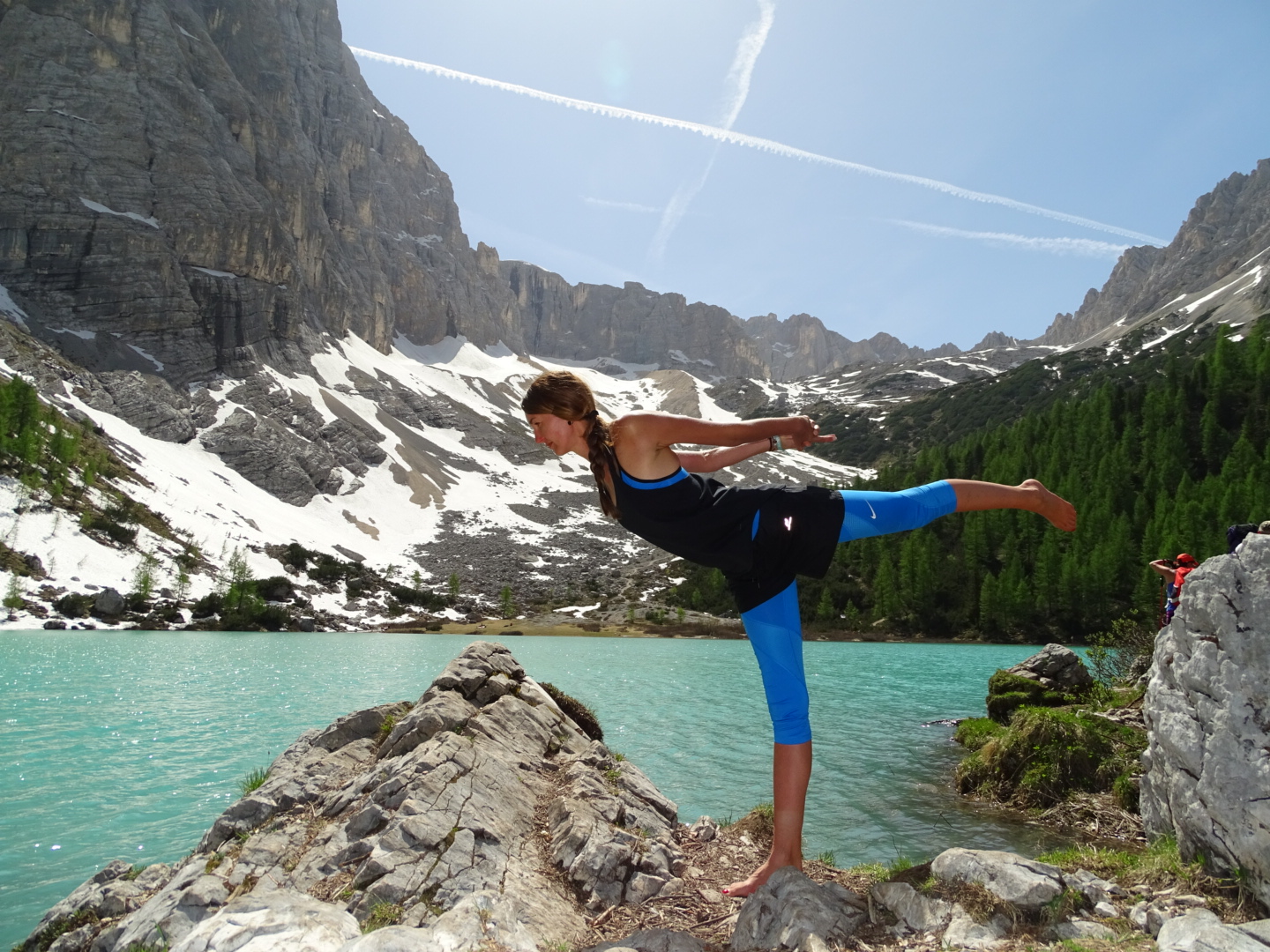 Der Krieger 3 ist eine Balancehaltung im Yoga. Bei Yoga & Wandern kann man mit ihm sein Gleichgewicht in der Natur finden.